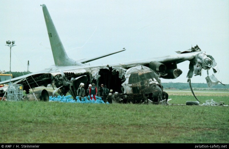 C-130 조류충돌